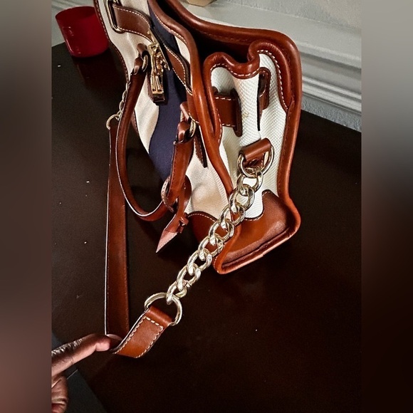 Michael Kors Hamilton Purse, Navy & Cream satchel, Classy Work bag, canvas tote - Picture 11 of 13